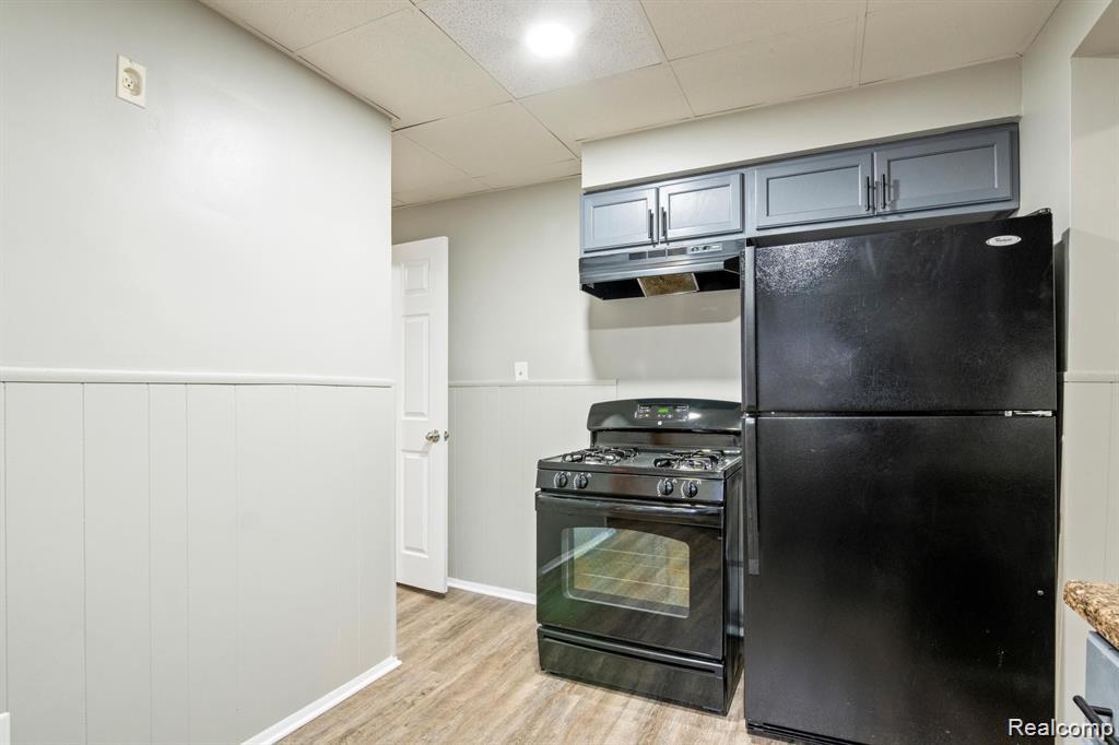 287 Richter Street River Rouge, MI 48218 - Photo 13 of 38