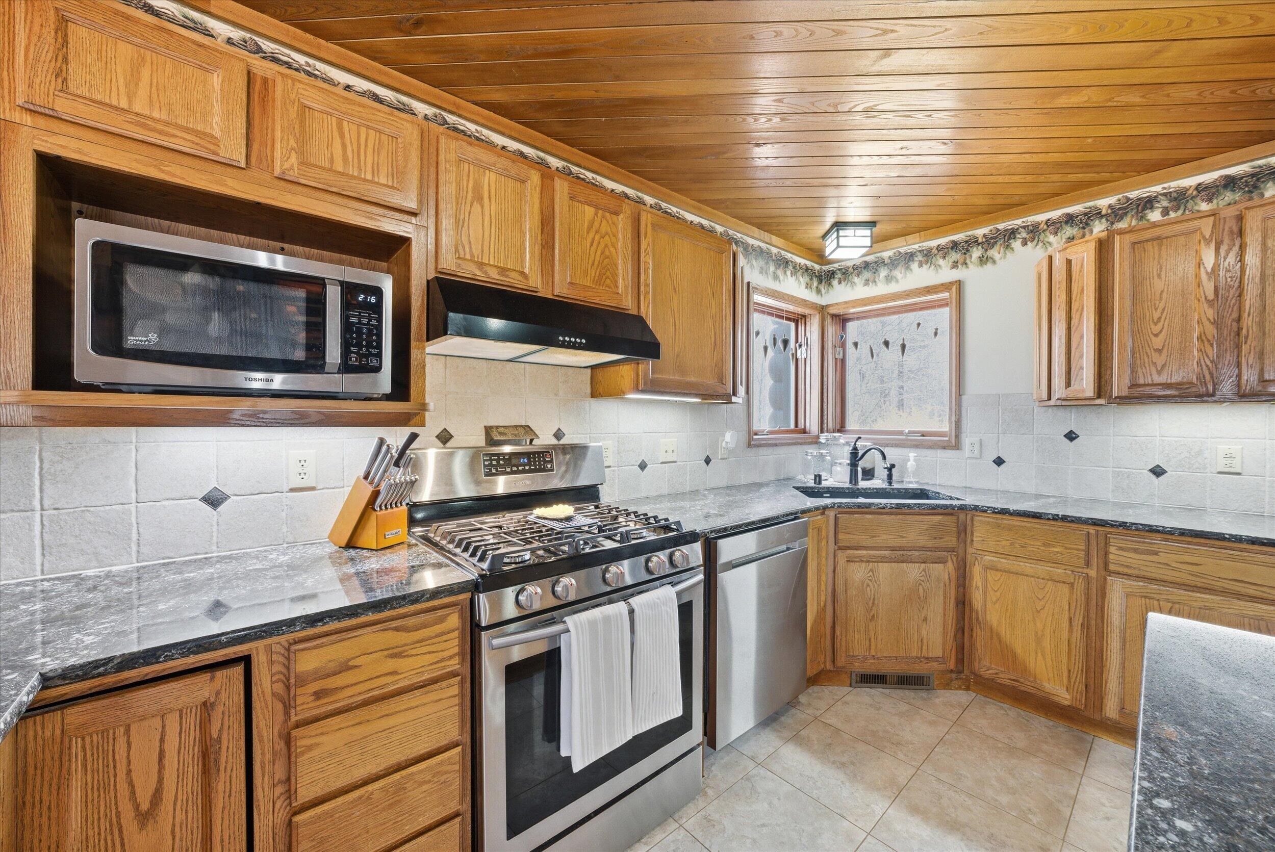 9020 Marken Road Liberty, WI 54245 - Photo 11 of 77 Kitchen 2