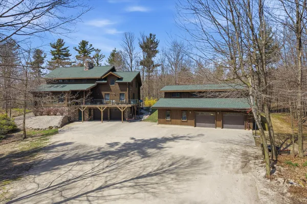 $950,000 | 9020 Marken Road, Liberty, WI 54245