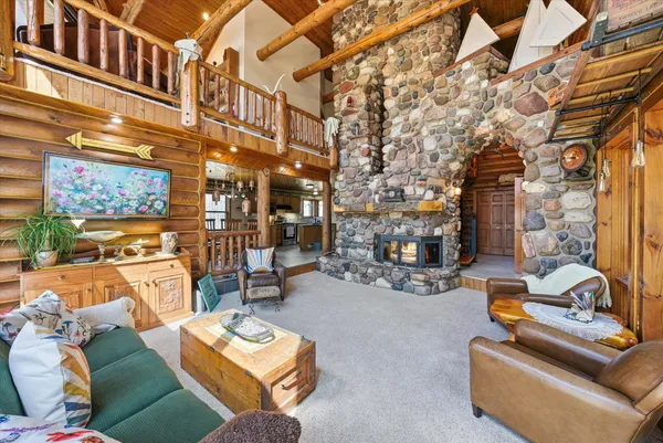 $950,000 | 9020 Marken Road, Liberty, WI 54245