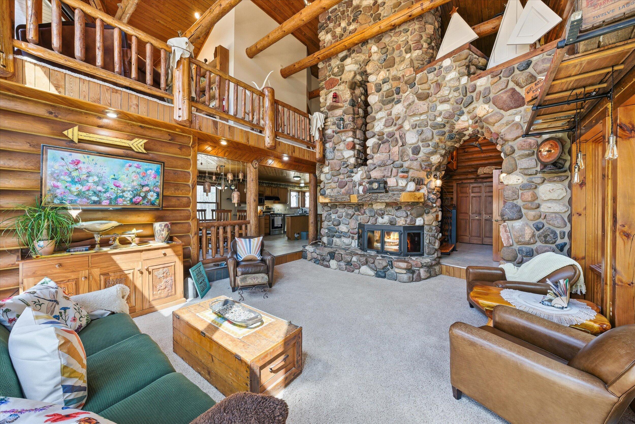 9020 Marken Road Liberty, WI 54245 - Photo 3 of 77 Great Room 1