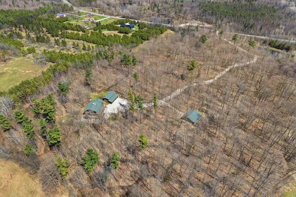 $950,000 | 9020 Marken Road, Liberty, WI 54245