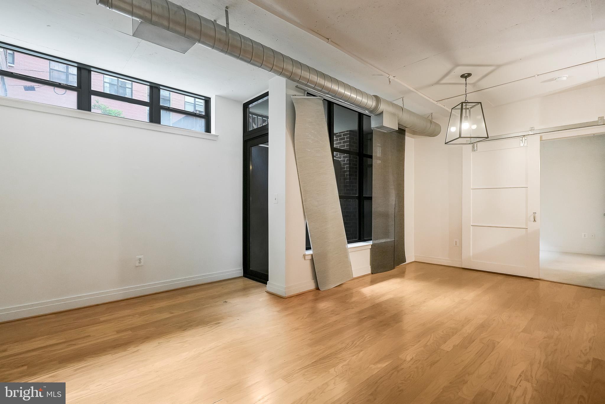 2020 12th Street Northwest, Unit T05 Washington, DC 20009 - Photo 25 of 38 a view of a garage