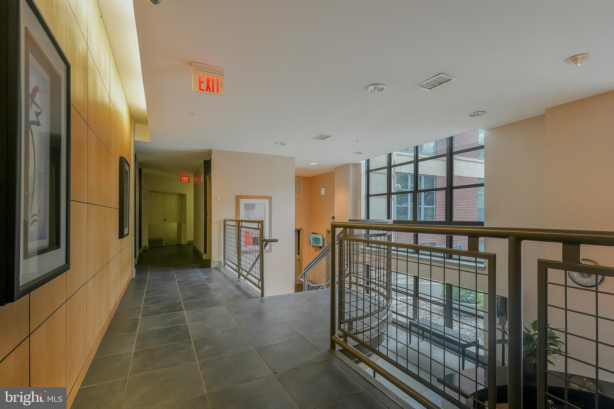 2020 12th Street Northwest, Unit T05 Washington, DC 20009 - Photo 6 of 38 a view of entryway