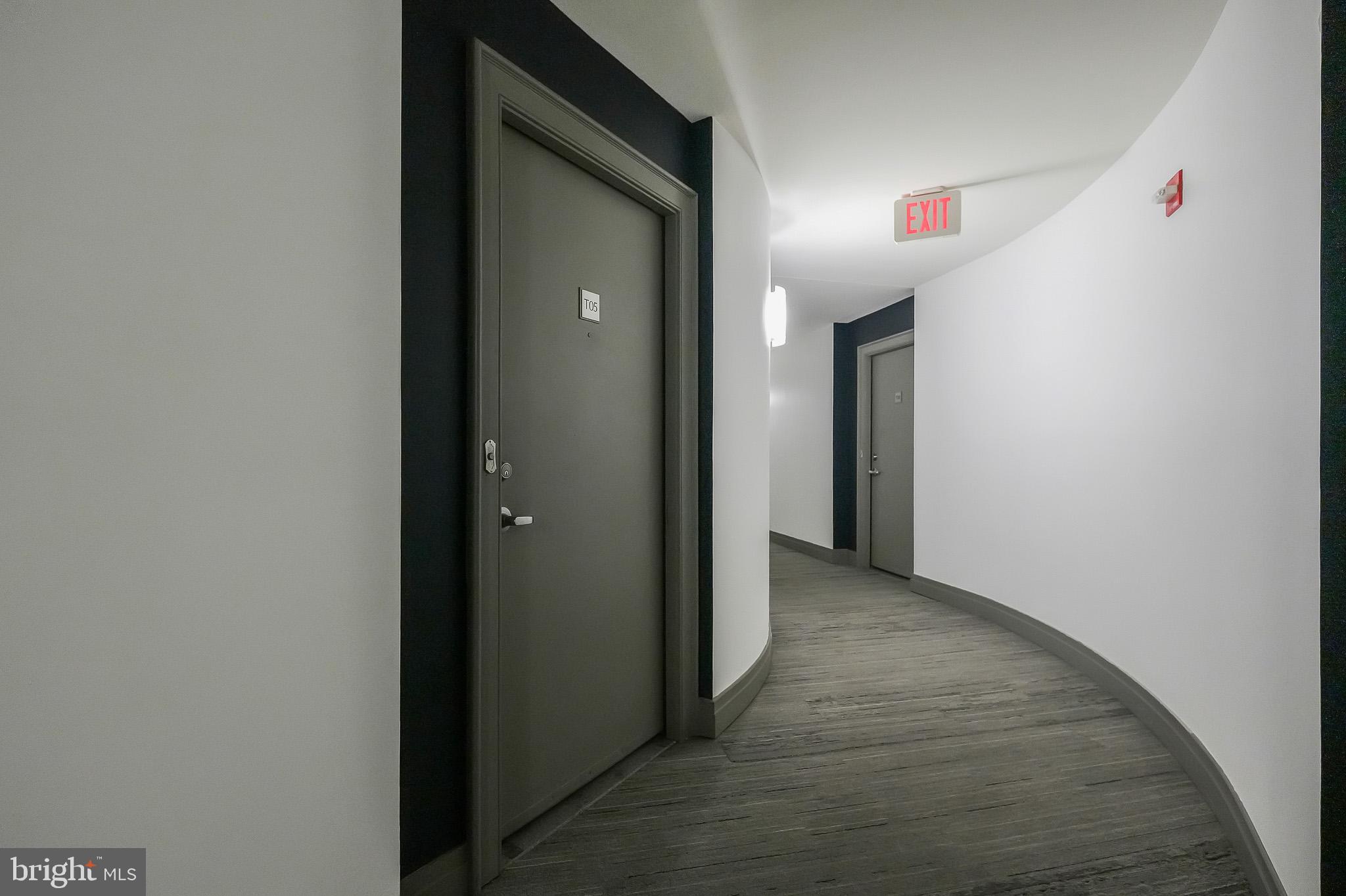 2020 12th Street Northwest, Unit T05 Washington, DC 20009 - Photo 8 of 38 a view of hallway
