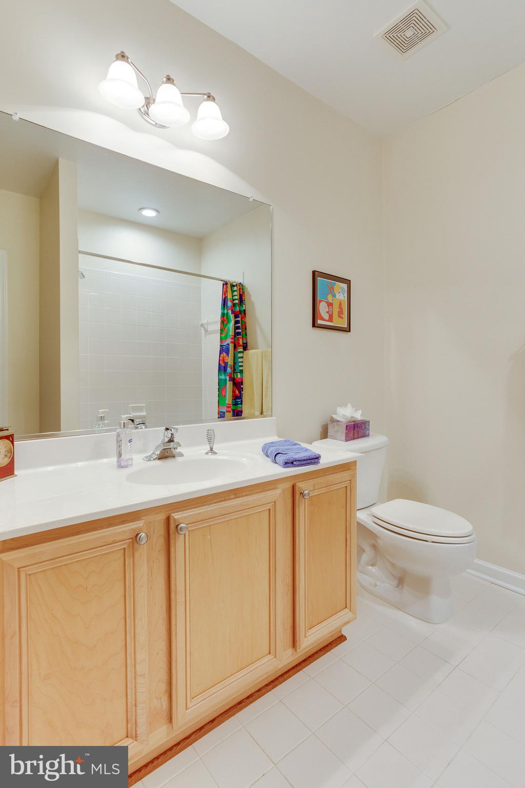 8320 Wolftrap Road Vienna, VA 22182 - Photo 30 of 35