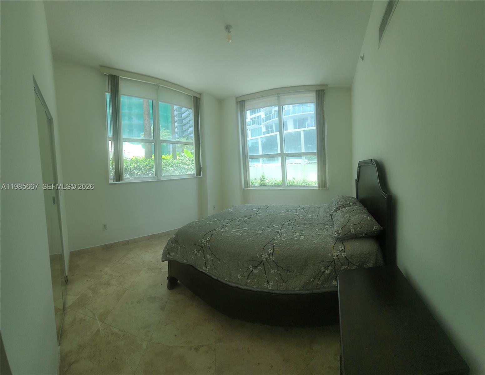 31 Southeast 5th Street, Unit 1110 Miami, FL 33131 - Photo 16 of 61 Bedroom 2
