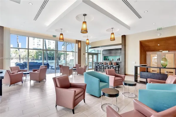 $3,900 | 31 Southeast 5th Street, Unit 1110, Miami, FL 33131