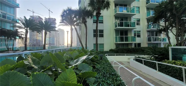 $3,900 | 31 Southeast 5th Street, Unit 1110, Miami, FL 33131