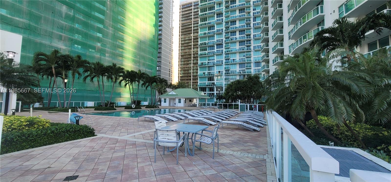 31 Southeast 5th Street, Unit 1110 Miami, FL 33131 - Photo 48 of 61