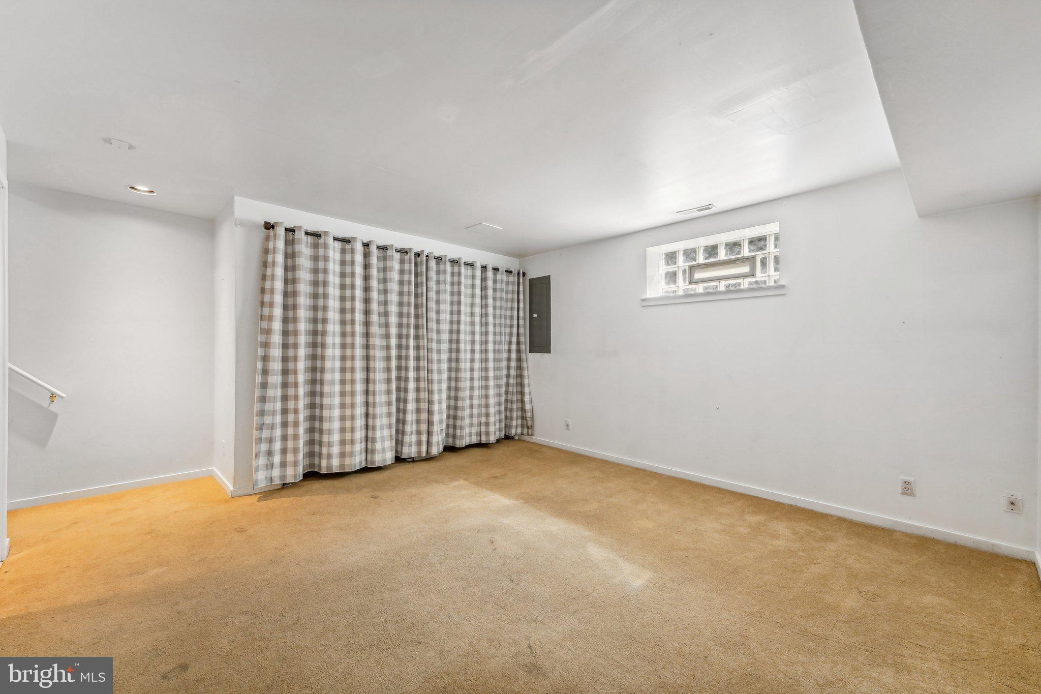 407 Brown Street, Unit R Philadelphia, PA 19123 - Photo 11 of 29 Gallery Image 11
