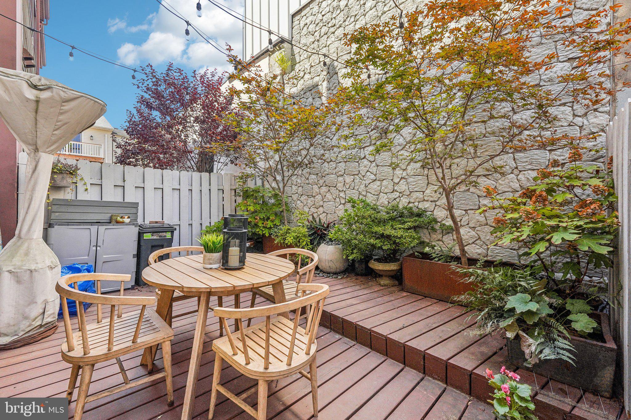 407 Brown Street, Unit R Philadelphia, PA 19123 - Photo 25 of 29 Gallery Image 25