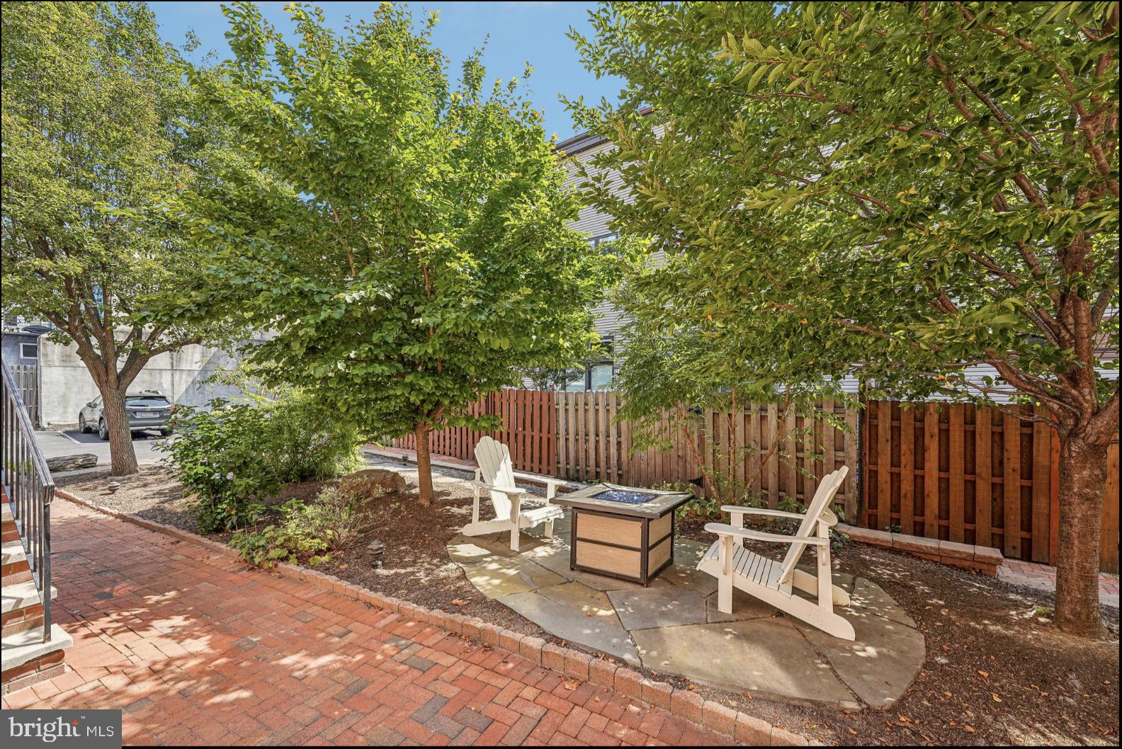 407 Brown Street, Unit R Philadelphia, PA 19123 - Photo 26 of 29 Gallery Image 26