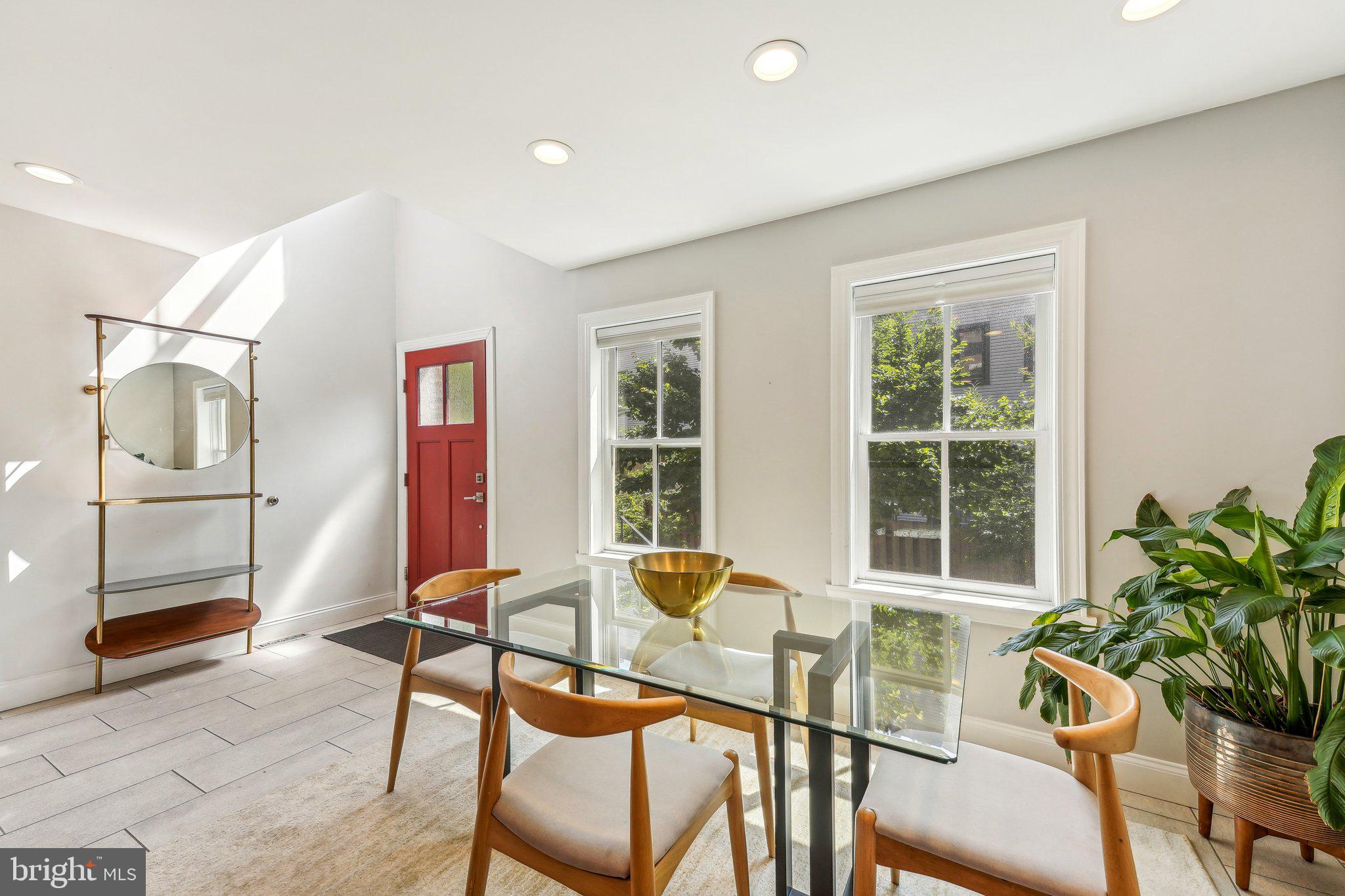 407 Brown Street, Unit R Philadelphia, PA 19123 - Photo 5 of 29 Gallery Image 5