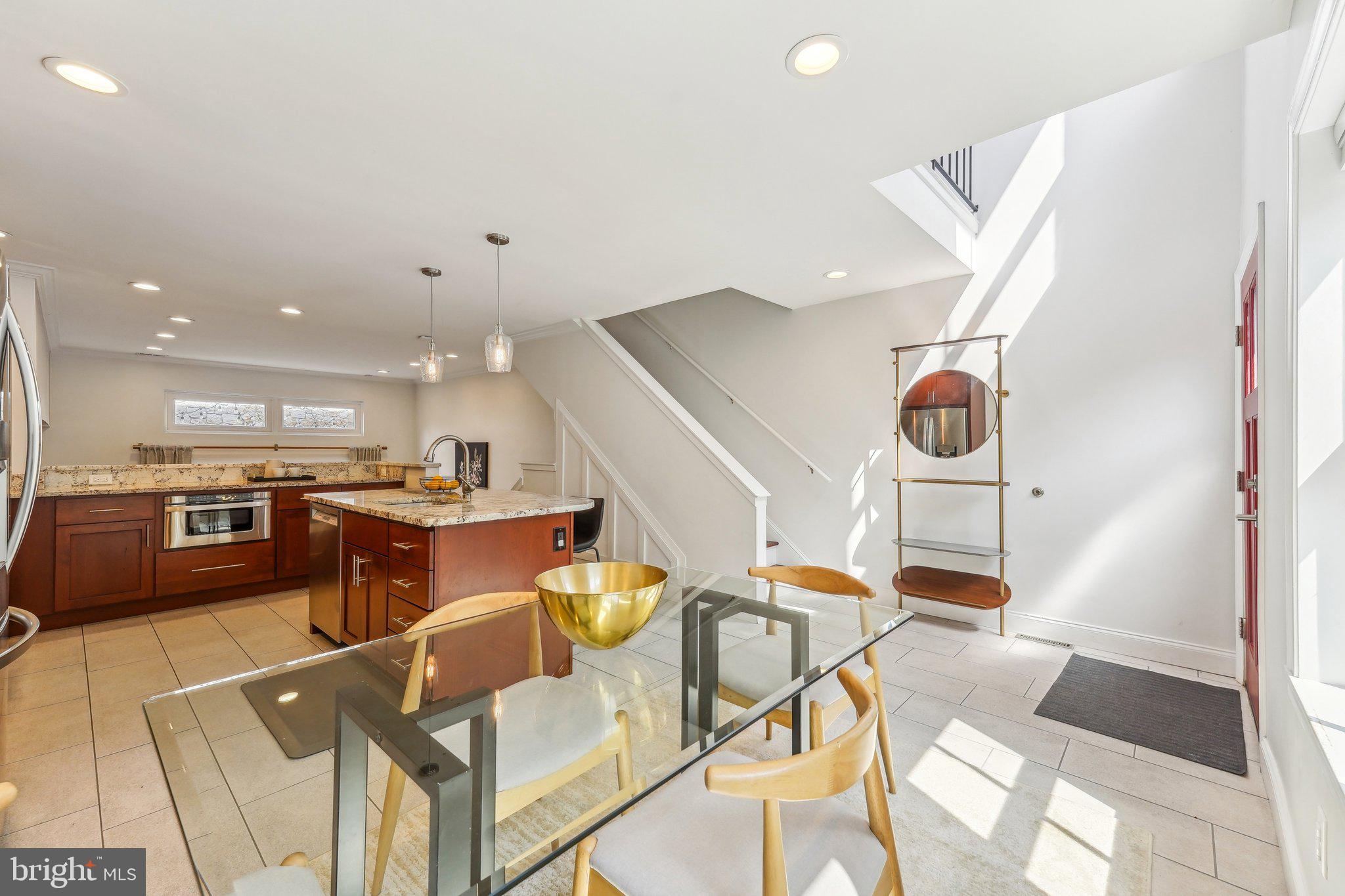 407 Brown Street, Unit R Philadelphia, PA 19123 - Photo 6 of 29 Gallery Image 6