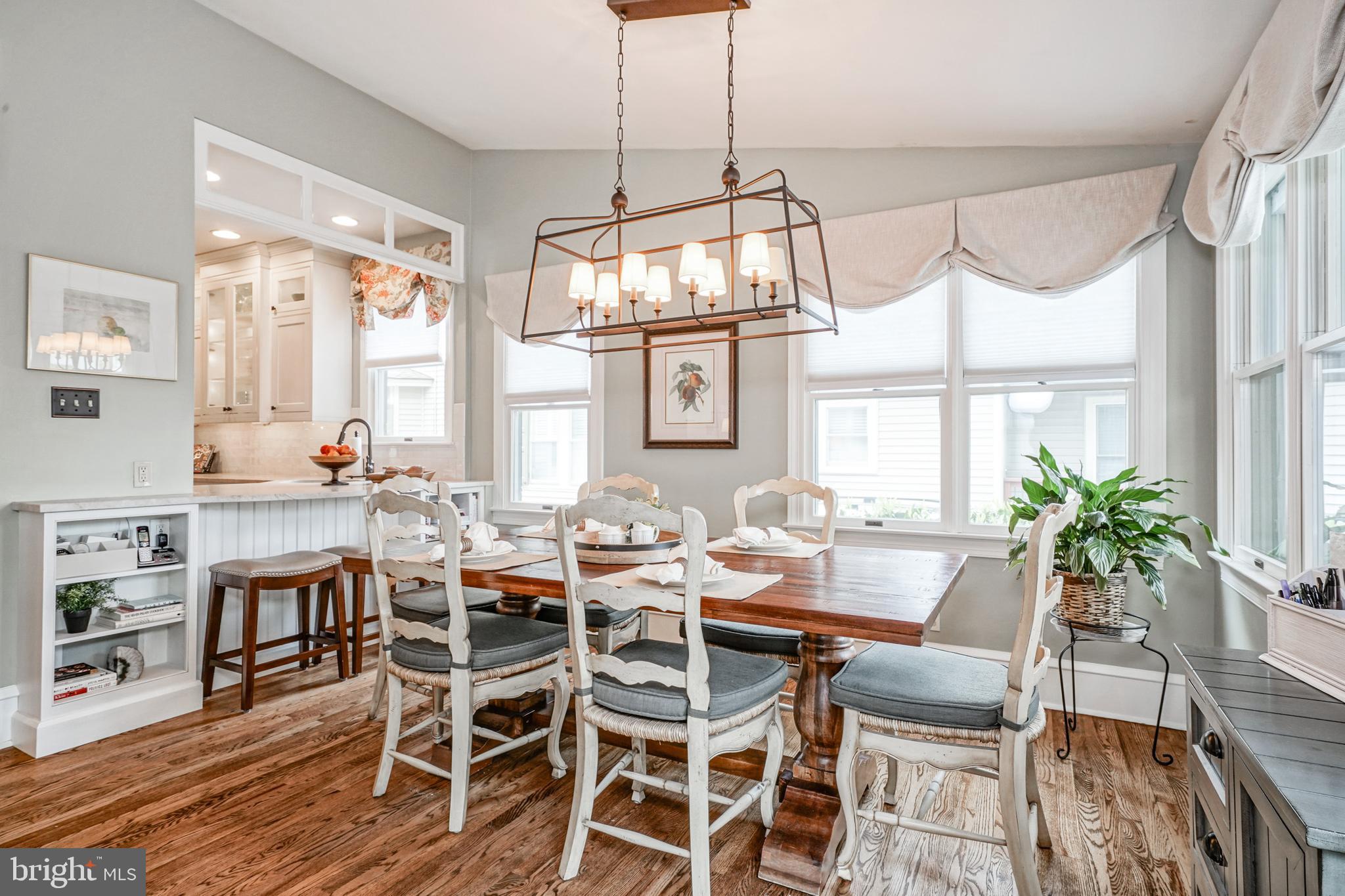 231 Chestnut Street Haddonfield, NJ 08033 - Photo 20 of 39 Family Room/Breakfast room has vaulted ceiling