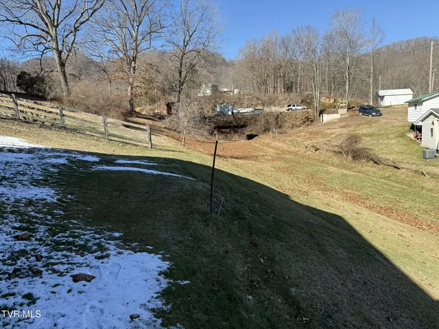 $169,900 | 11514 Norton-Coeburn Road, Coeburn, VA 24230