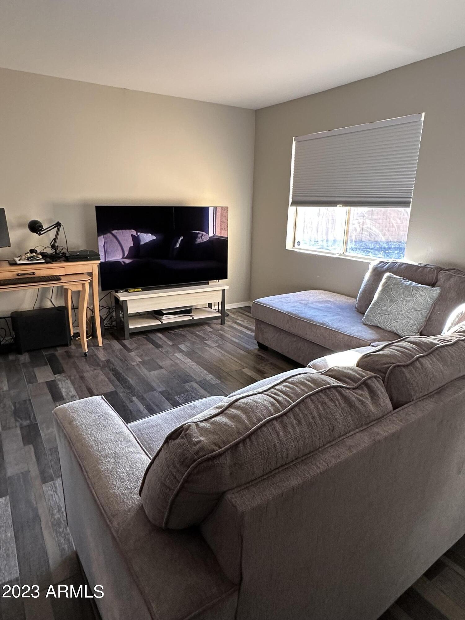 3511 East Baseline Road, Unit 1105 Phoenix, AZ 85042 - Photo 7 of 13 IMG_1426 (1)