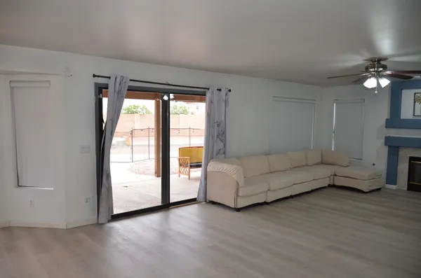 $2,800 | 4249 East Meadow Drive, Phoenix, AZ 85032