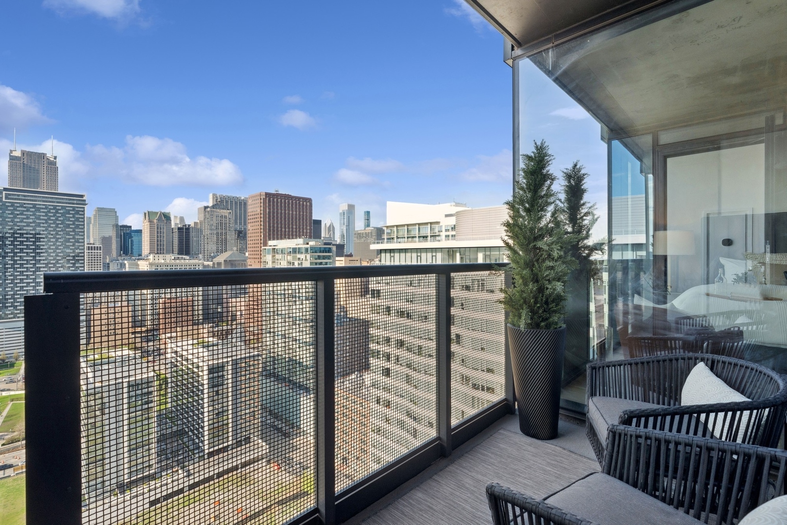 234 West Polk Street, Unit 3510 Chicago, IL 60607 - Photo 18 of 39 a view of city from balcony