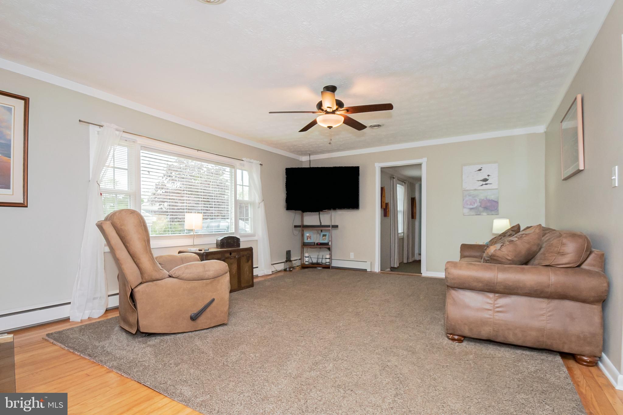 2417 Appleton Road Elkton, MD 21921 - Photo 5 of 37 Living Room
