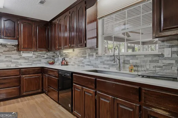 $569,900 | 2811 Lullwater Road, Tifton, GA 31794