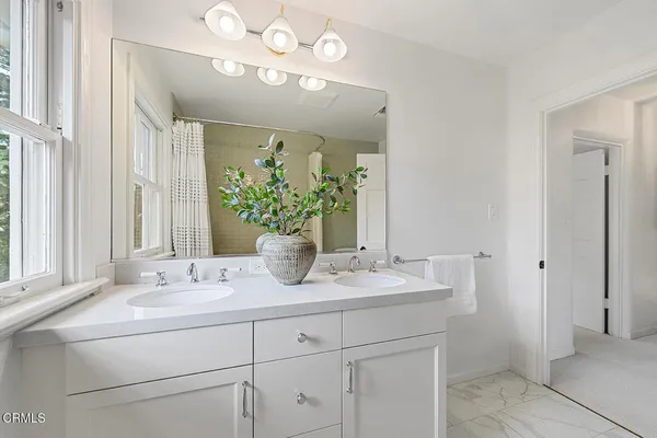 $3,495,000 | 2106 Midwick Drive, Altadena, CA 91001