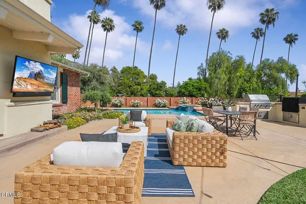 $3,495,000 | 2106 Midwick Drive, Altadena, CA 91001