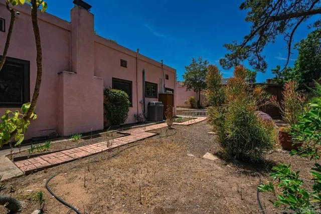 $3,700 | 145 South Grape Street, Escondido, CA 92025