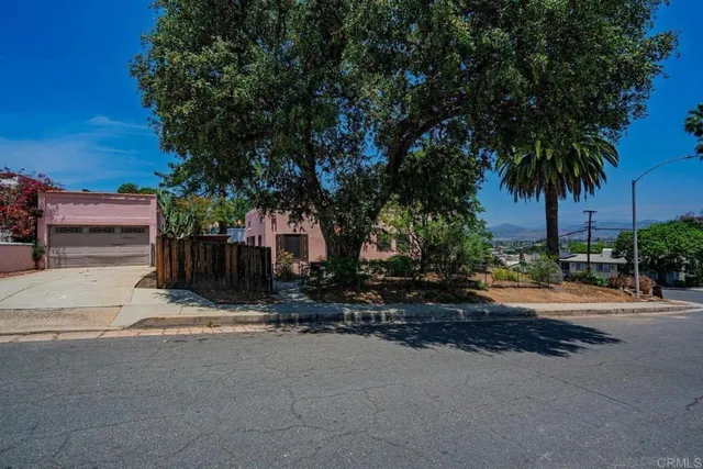 $3,700 | 145 South Grape Street, Escondido, CA 92025