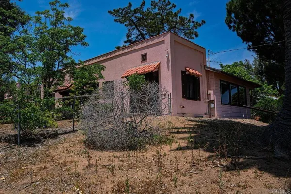 $3,700 | 145 South Grape Street, Escondido, CA 92025