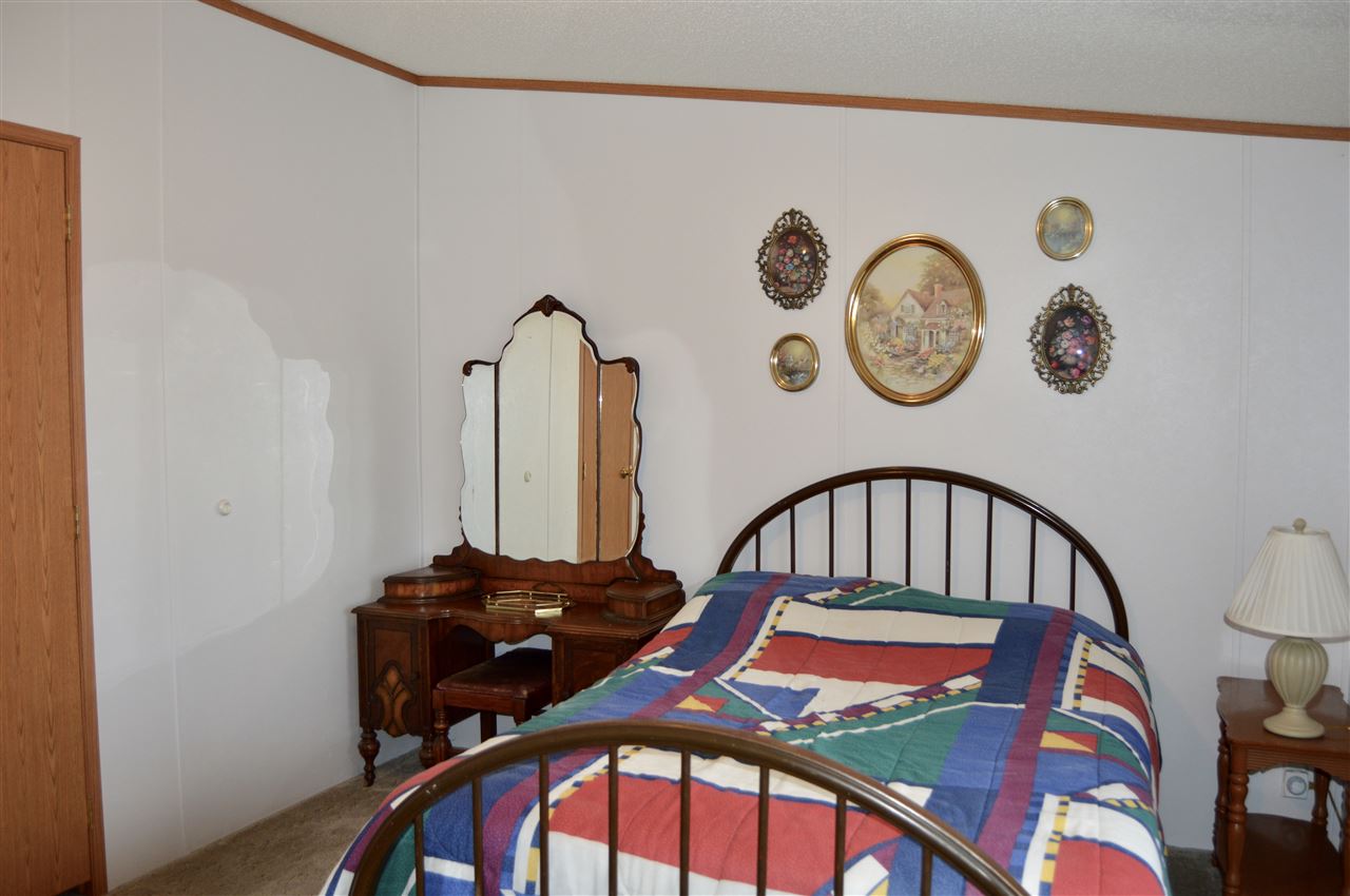 447 Deer Run Road Orleans, IN 47452 - Photo 14 of 19