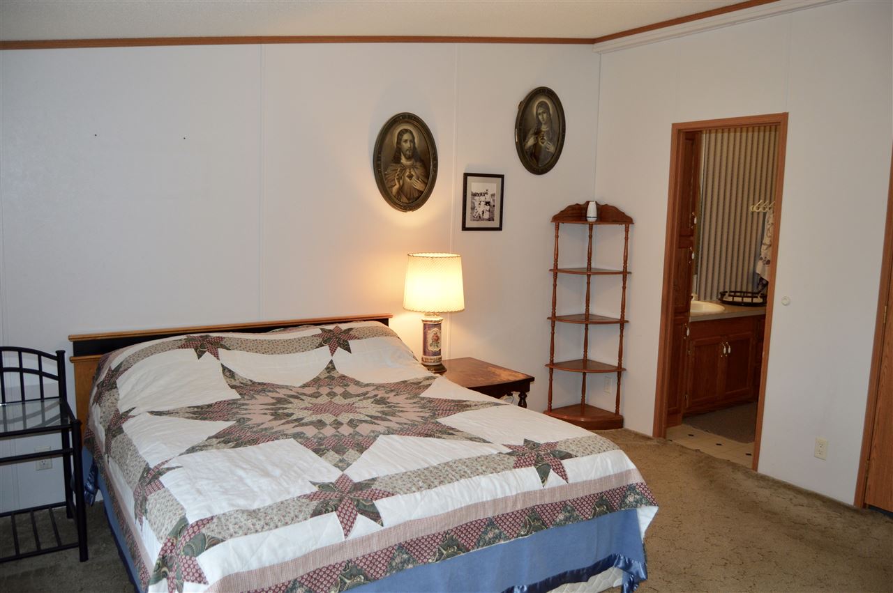 447 Deer Run Road Orleans, IN 47452 - Photo 9 of 19
