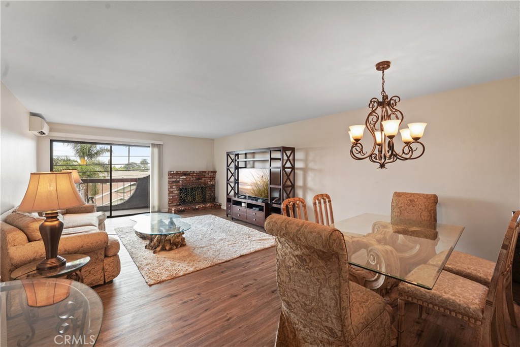 3600 East 4th Street, Unit 203 Long Beach, CA 90814 - Photo 7 of 21 dining room to living toom