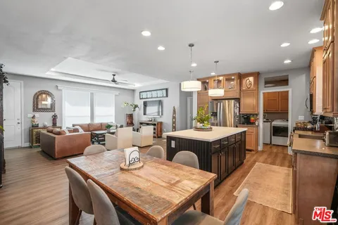 $860,000 | 30473 Mulholland Highway, Unit 206, Agoura Hills, CA 91301