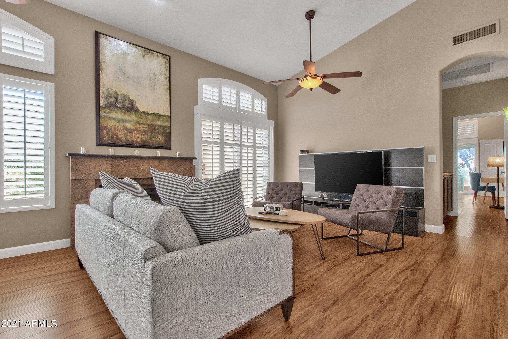 1138 East Amberwood Drive Phoenix, AZ 85048 - Photo 15 of 42 Great Room