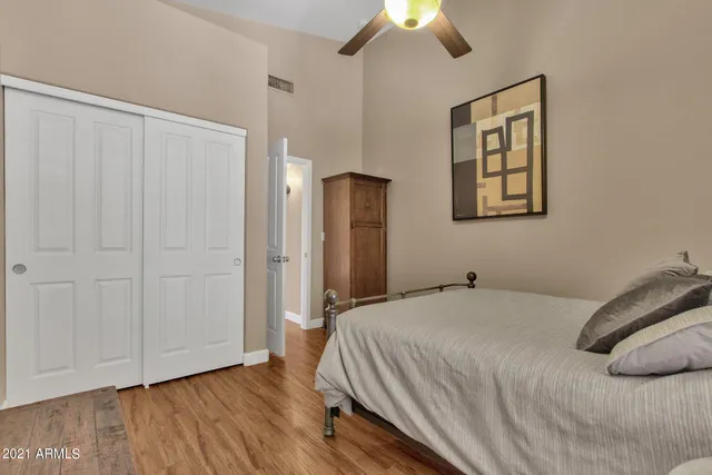 $4,000 | 1138 East Amberwood Drive, Phoenix, AZ 85048