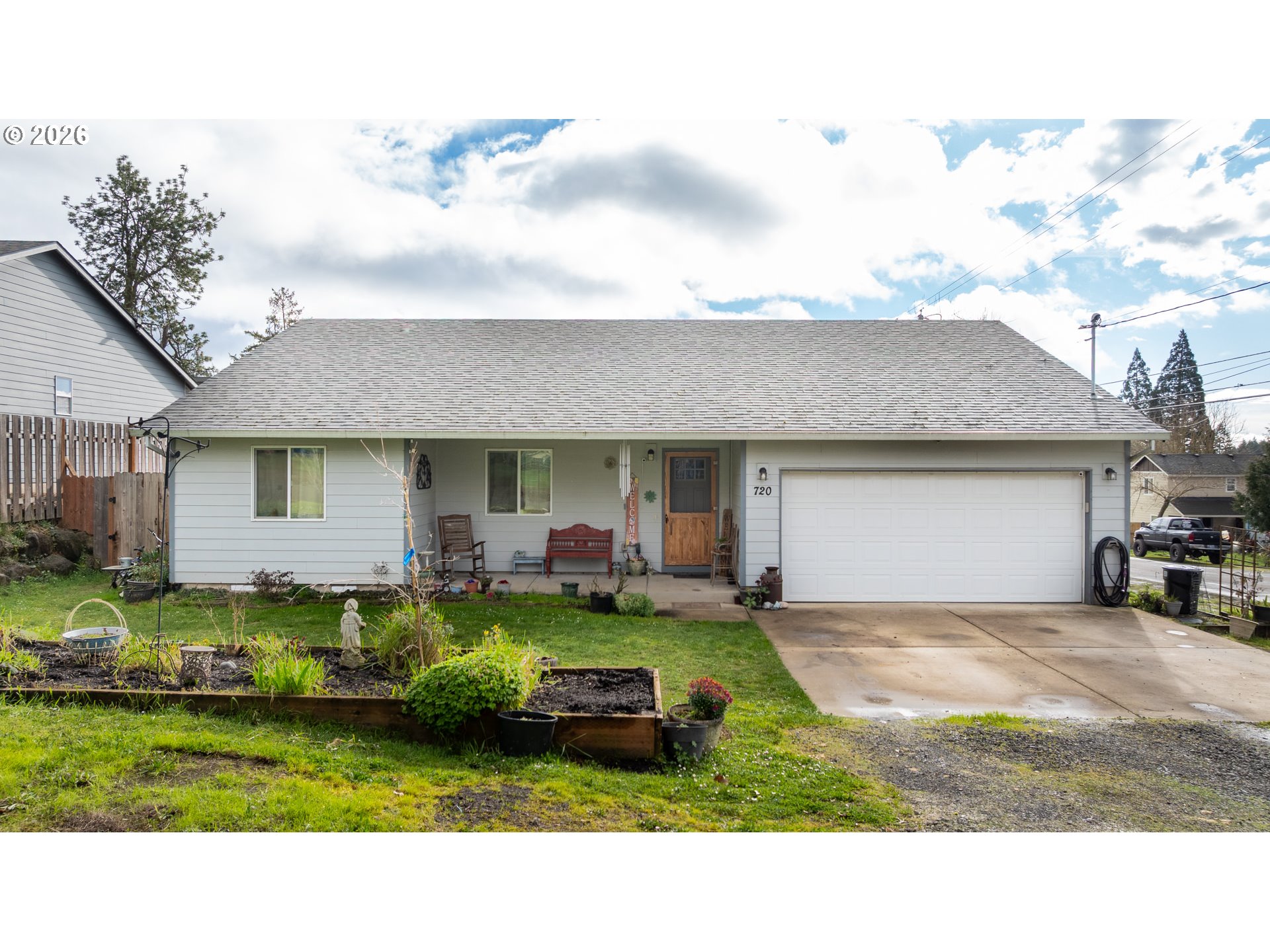720 Market Street Lafayette, OR 97127 - Photo 35 of 35 a view of a house with a patio