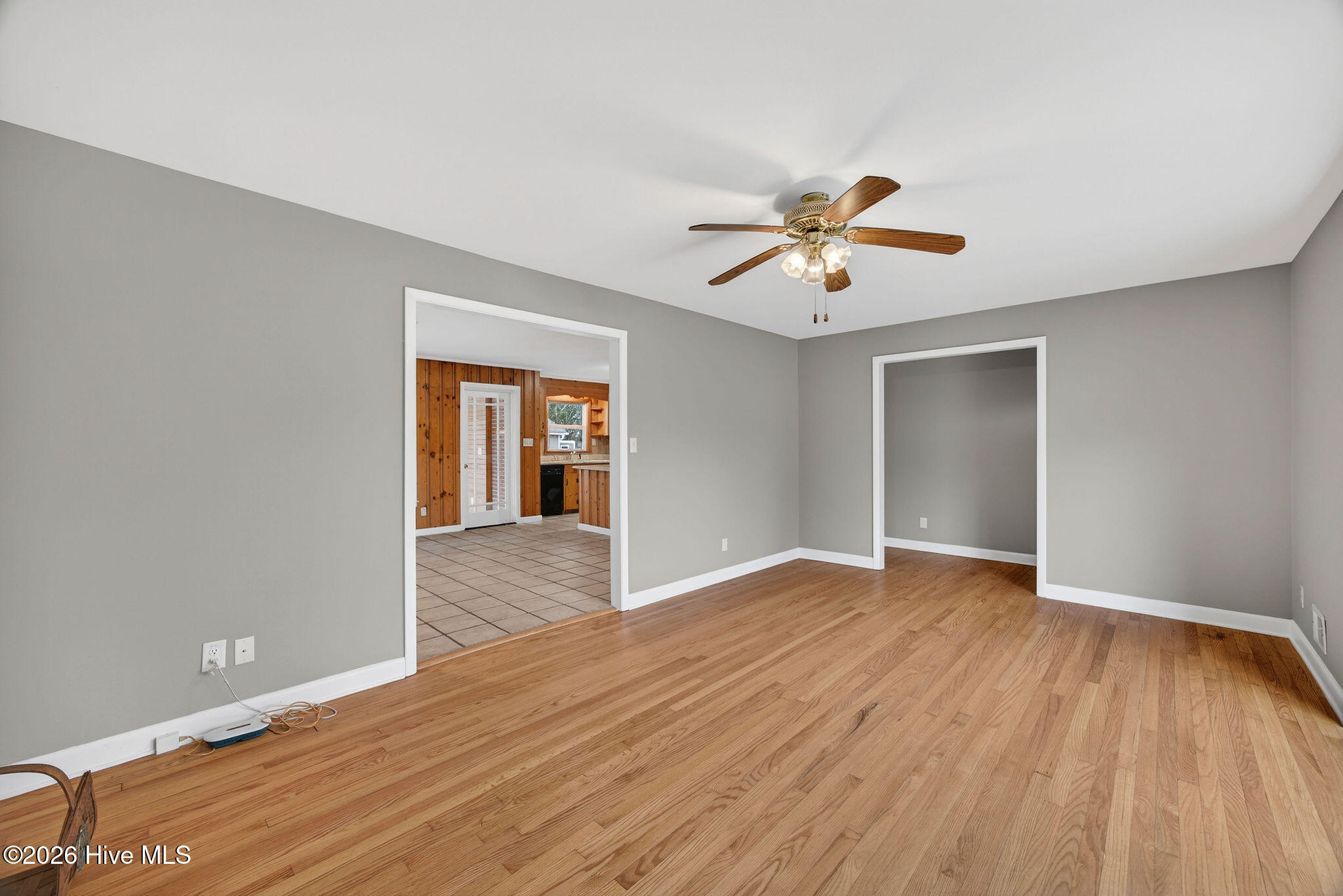 3934EdgewoodRoad-15