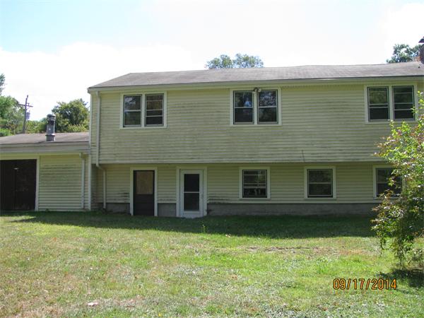 331 County Road Hanson, MA 02341 - Photo 4 of 15 Gallery Image 4