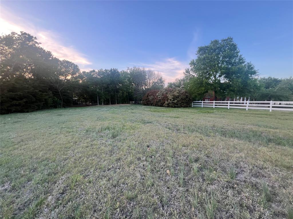 Tbd English Road Rockwall, TX 75032 - Photo 6 of 9 View of yard