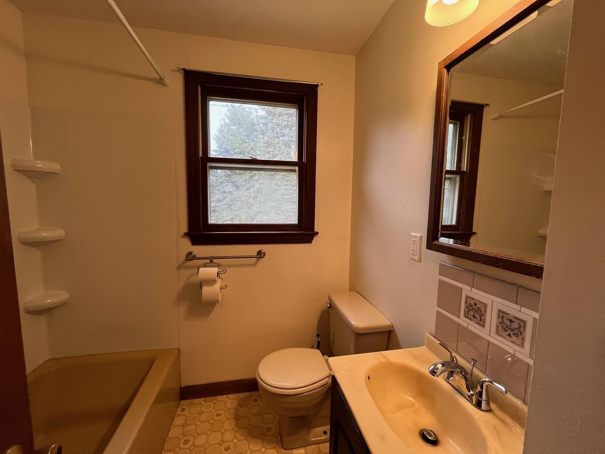 220 Hanscom Road Eliot, ME 03903 - Photo 8 of 24