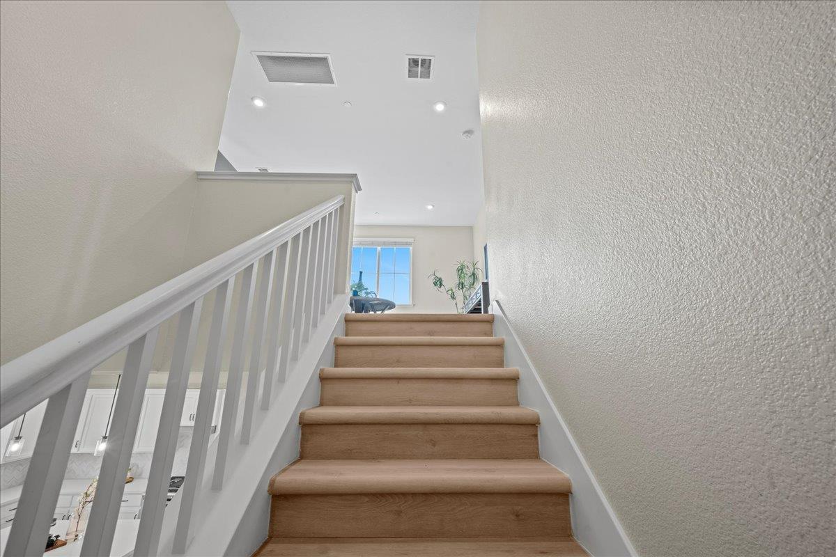 4828 Aldridge Ravine Court Folsom, CA 95630 - Photo 17 of 43 a view of entryway