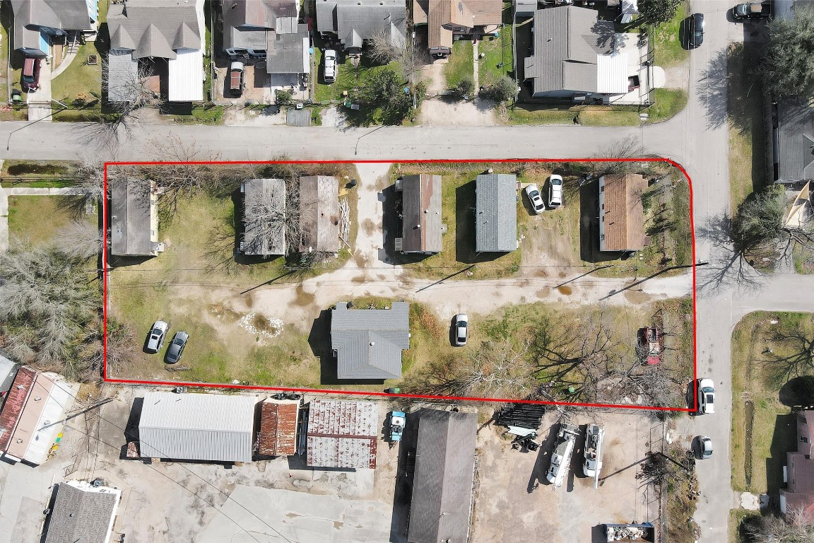 5817 Downing Street Houston, TX 77020 - Photo 2 of 10 an aerial view of houses with outdoor space
