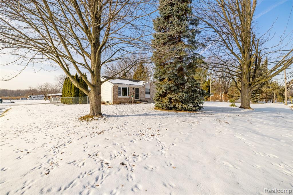 29590 Cotton Road Chesterfield, MI 48047 - Photo 3 of 41