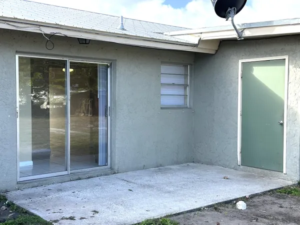 $575,500 | 3365 Southeast Garden Street, Unit 3365, Stuart, FL 34997