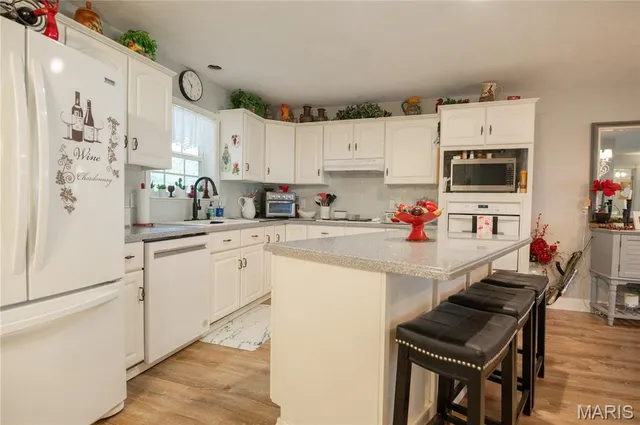 $515,000 | 875 Ripley 142e-38, Naylor, MO 63953