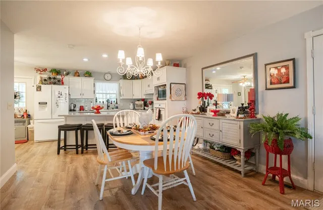 $515,000 | 875 Ripley 142e-38, Naylor, MO 63953