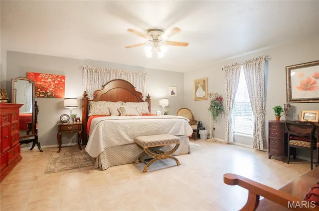 $515,000 | 875 Ripley 142e-38, Naylor, MO 63953