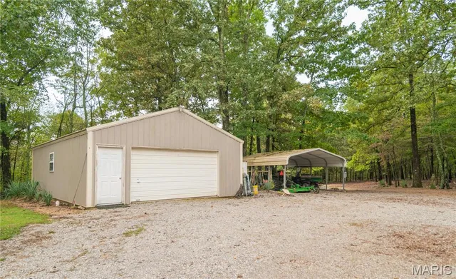 $515,000 | 875 Ripley 142e-38, Naylor, MO 63953